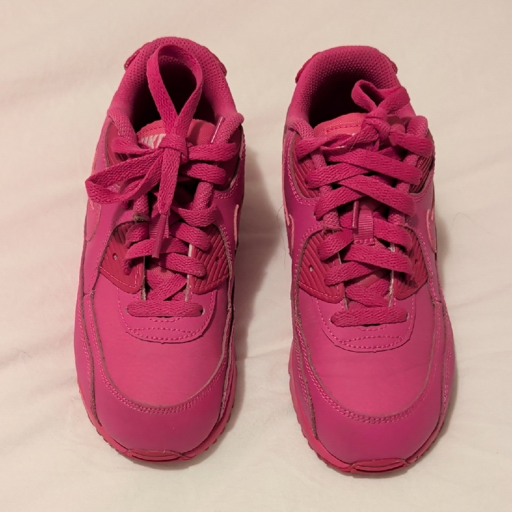 Nike Kids Fuchsia Sneakers